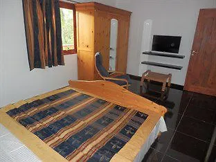 נגומבו Ronny Cottage דירה
