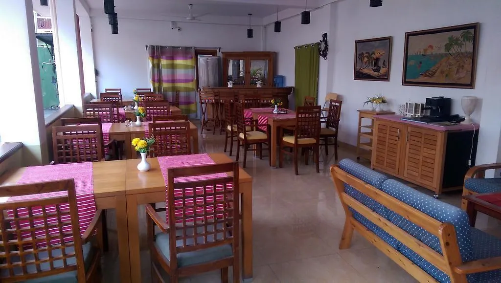 נגומבו Ronny Cottage דירה
